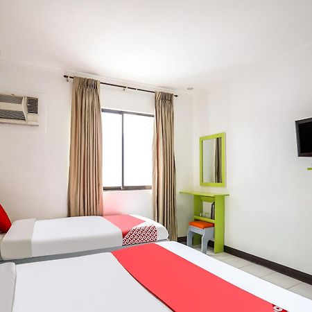 Oyo 210 Apple Tree Suites Cebu Ngoại thất bức ảnh
