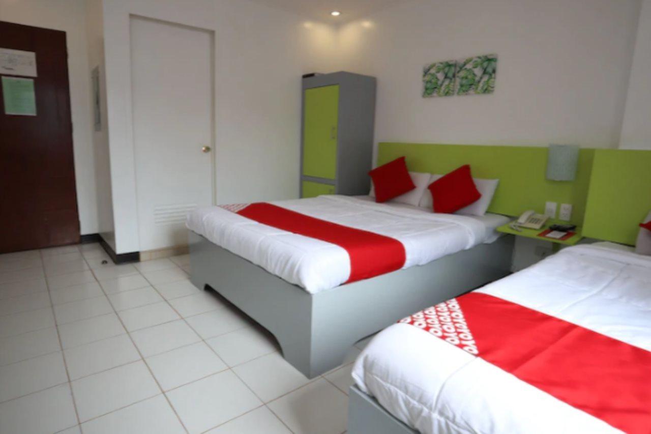 Oyo 210 Apple Tree Suites Cebu Ngoại thất bức ảnh