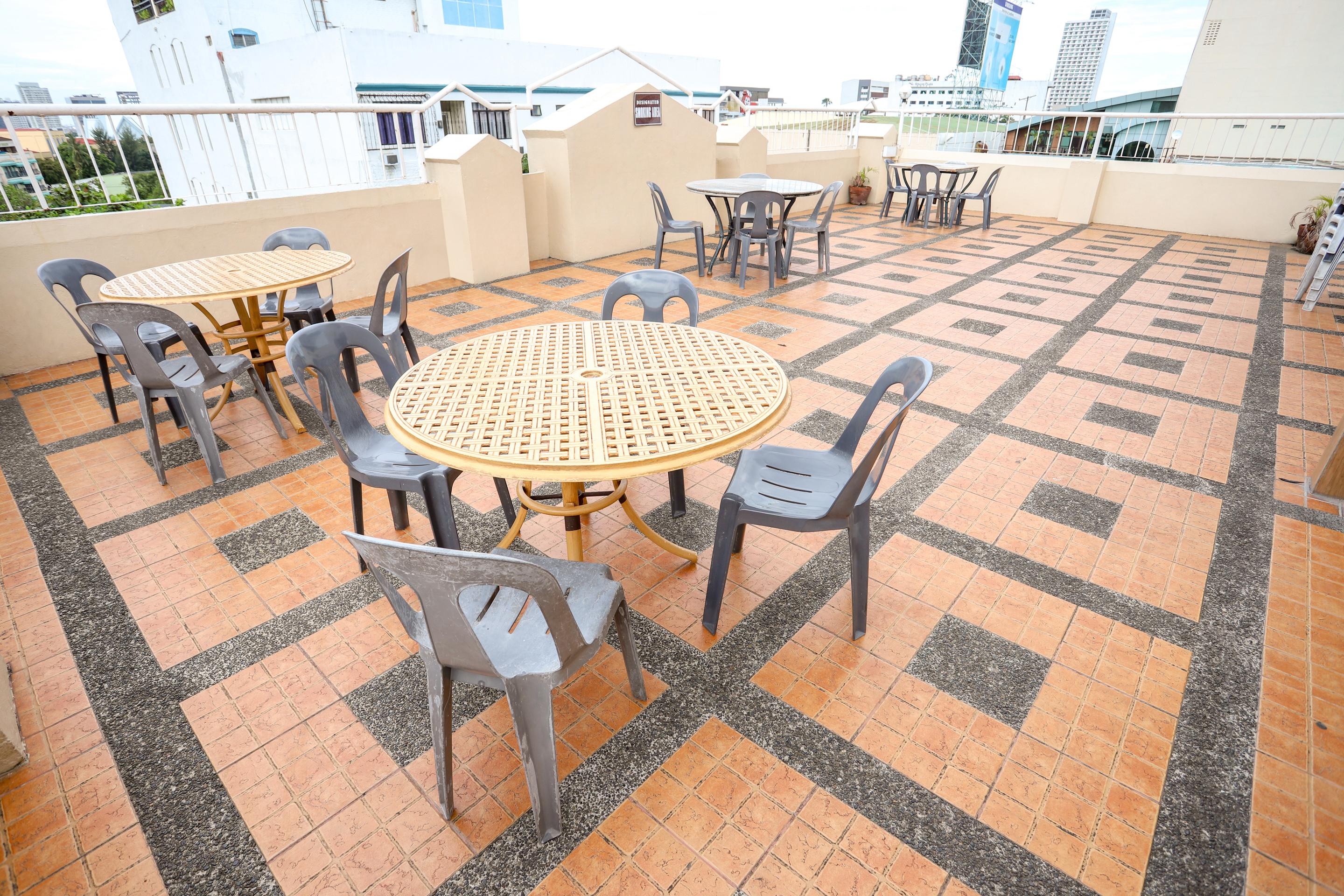 Oyo 210 Apple Tree Suites Cebu Ngoại thất bức ảnh